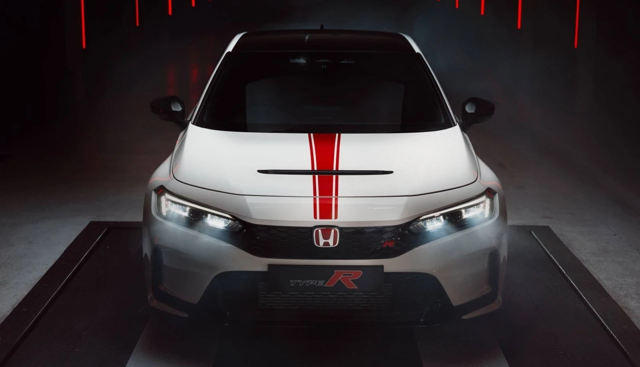 honda-civic-type-r-ultimate-edition-2025-farois