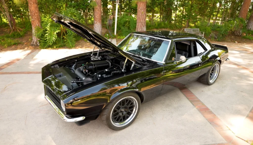Camaro 1967 Restomod: 750 HP de Pura Adrenalina em um Clássico Atemporal