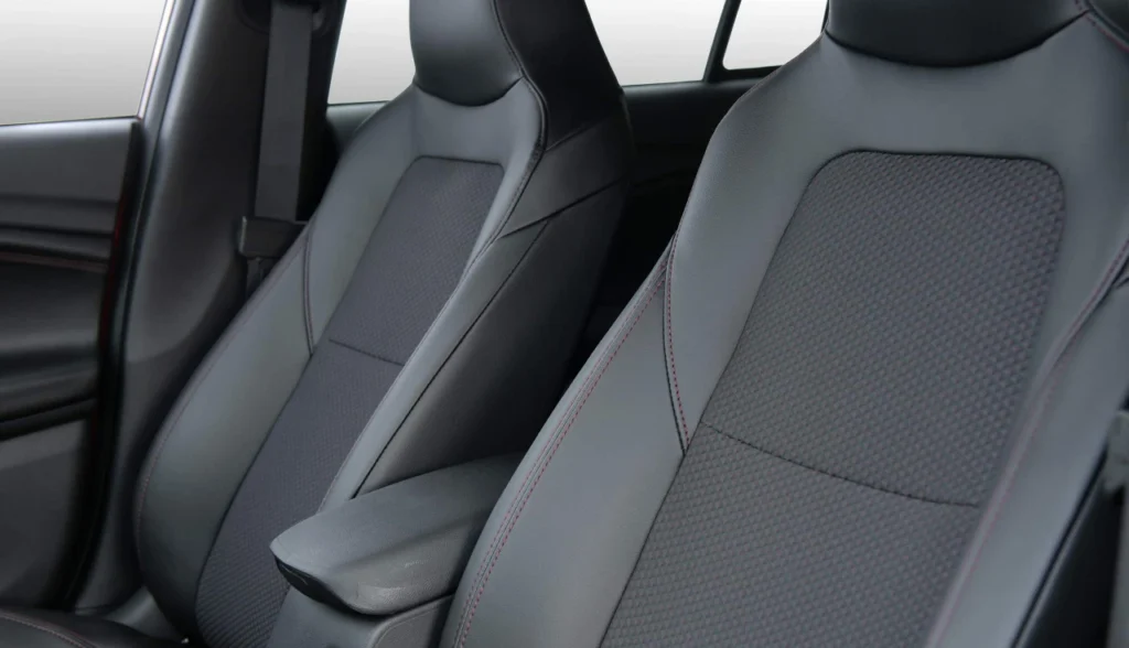 Conheça o Onix RS 2026, o hatch esportivo cheio de tecnologia e praticidade.