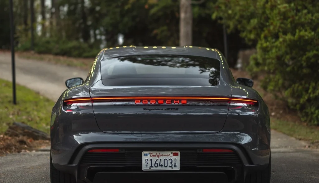 Porsche Taycan GTS 2025
