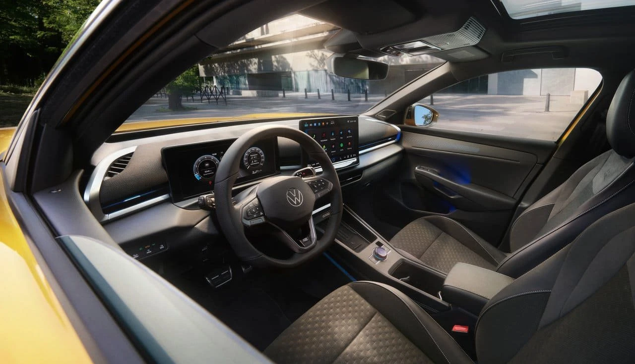 Volkswagen T-Roc 2026 ganha novo design e mais tecnologia