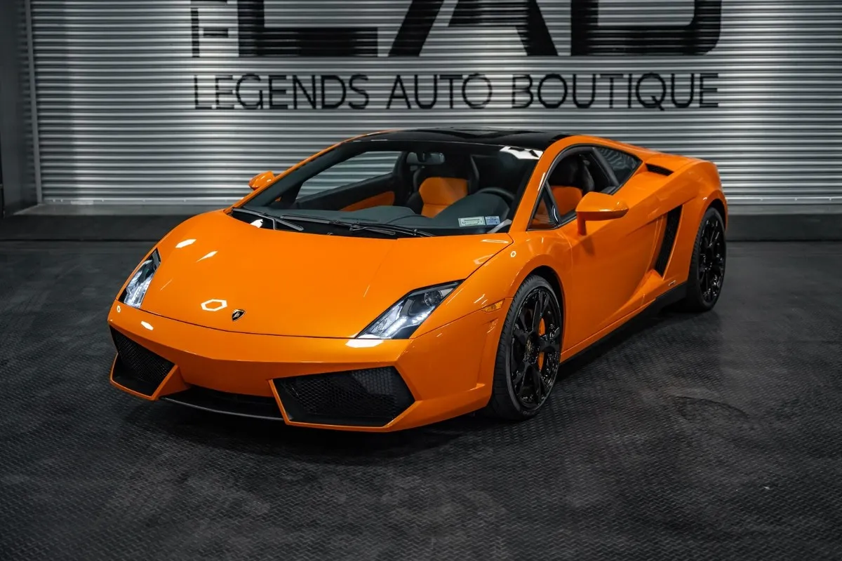 todos os modelos de produção lançados pela Lamborghini