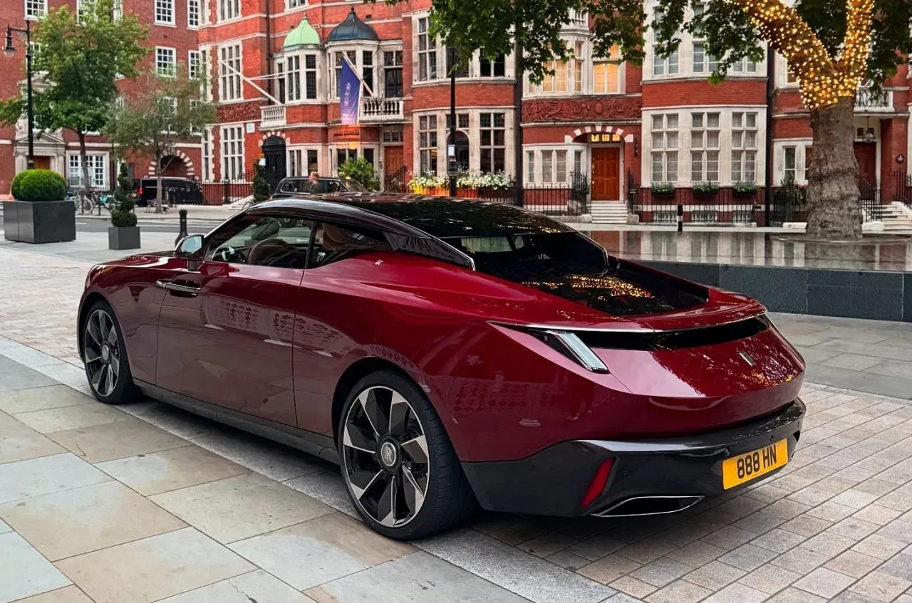 Top 10 Carros Mais Caros do Mundo em 2025