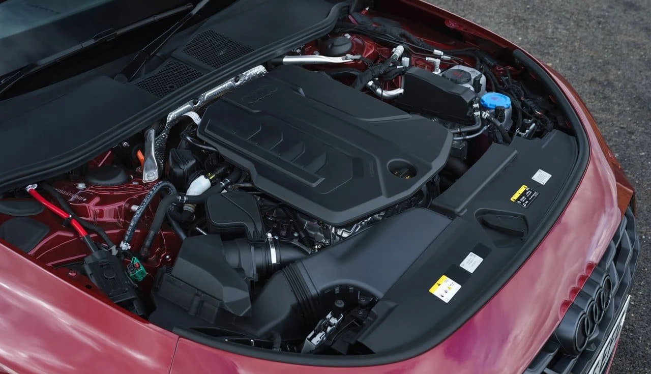 Audi A6 Saloon e-hybrid quattro 2026