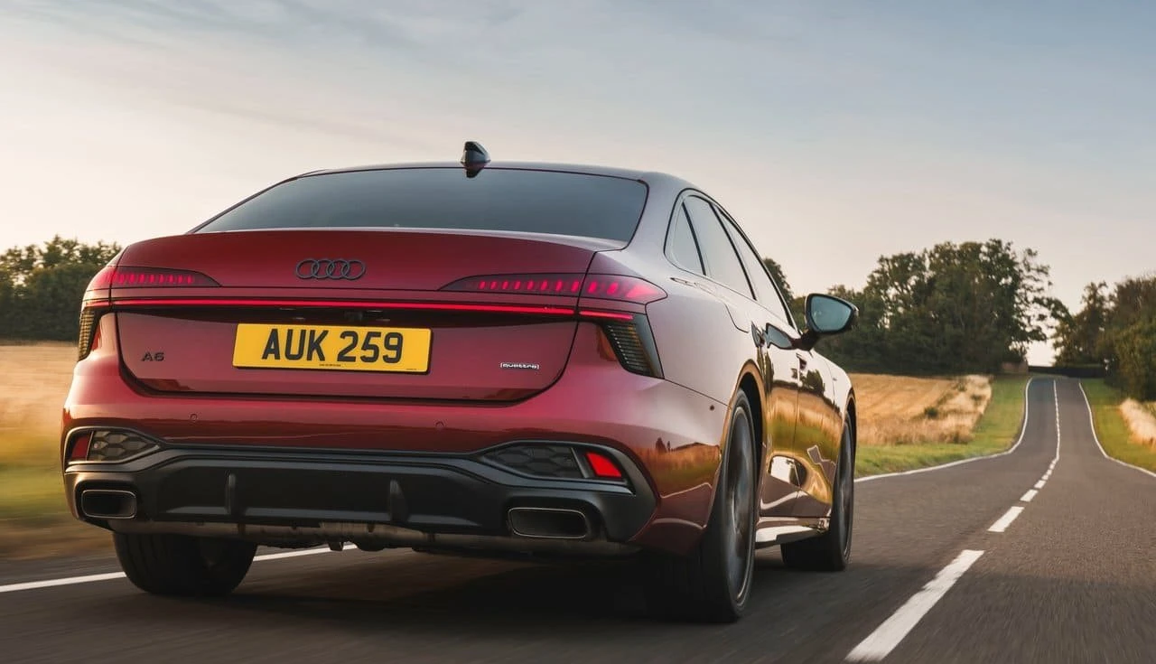 Audi A6 Saloon e-hybrid quattro 2026