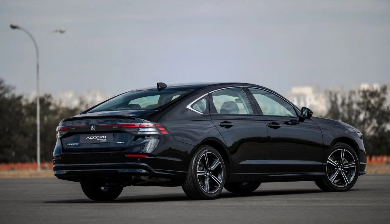 Honda Accord Advanced Hybrid 2026