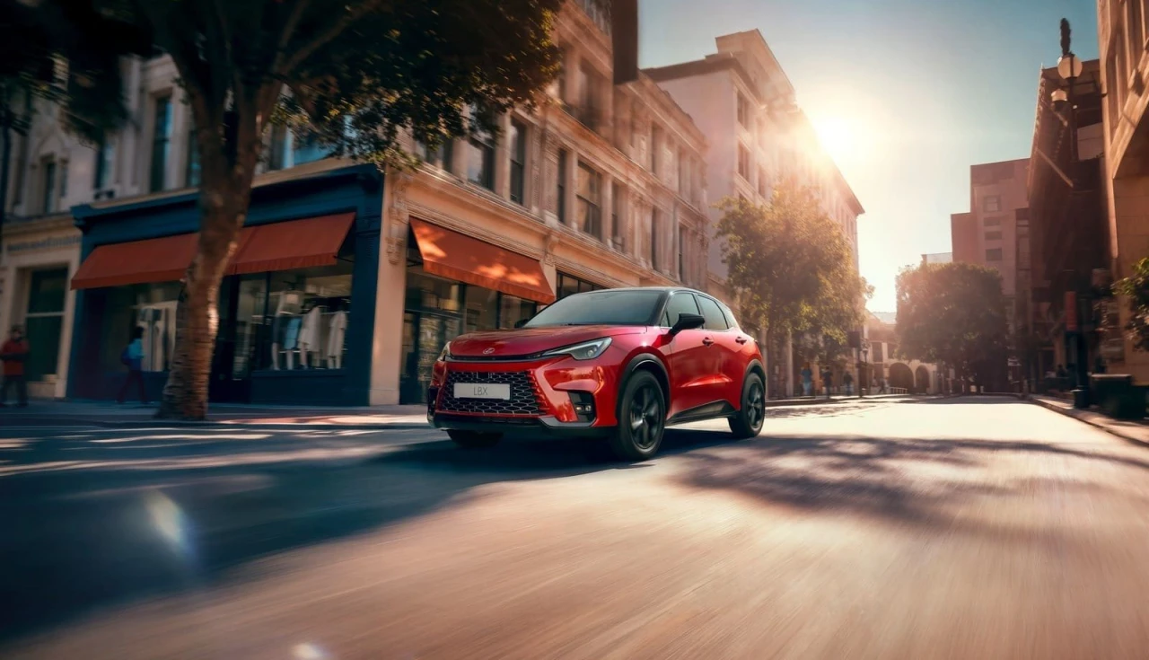 Lexus LBX 2025