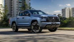 Mitsubishi Triton Tarmac 2025