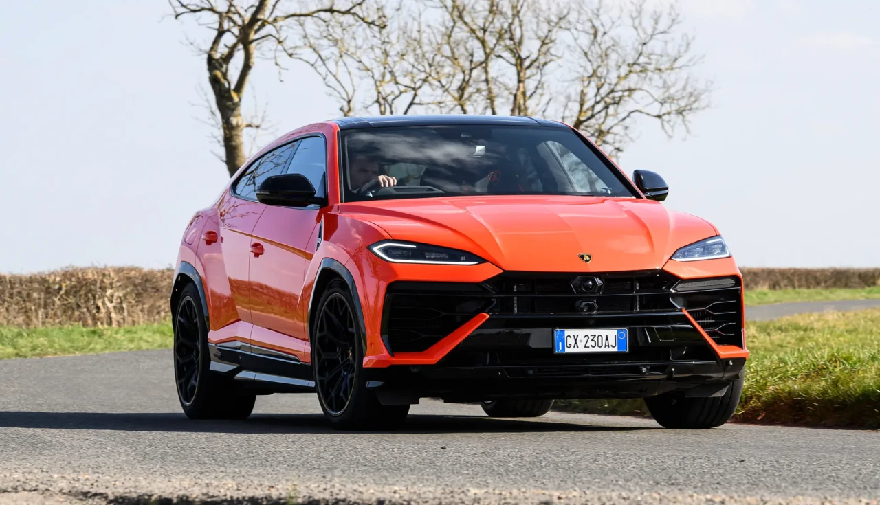 Top 10 SUVs Mais Rápidos do Mundo em 2025