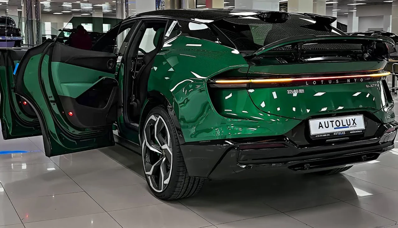 Os 10 SUVs Mais Caros do Mundo em 2025