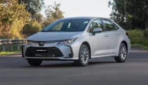 Toyota Corolla GLi Hybrid 2025