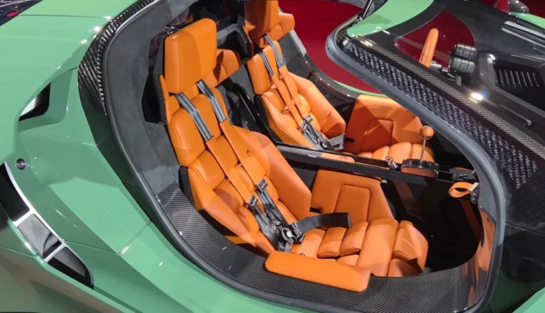 Capricorn 01 Zagato Manual: O Hipercarro de 900 CV Que Ignora a Tecnologia