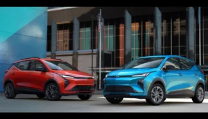 O Chevrolet Bolt 2027 está de volta e mais barato. Veja a ficha técnica do motor de 210 cv, a bateria LFP, o carregamento de 150 kW