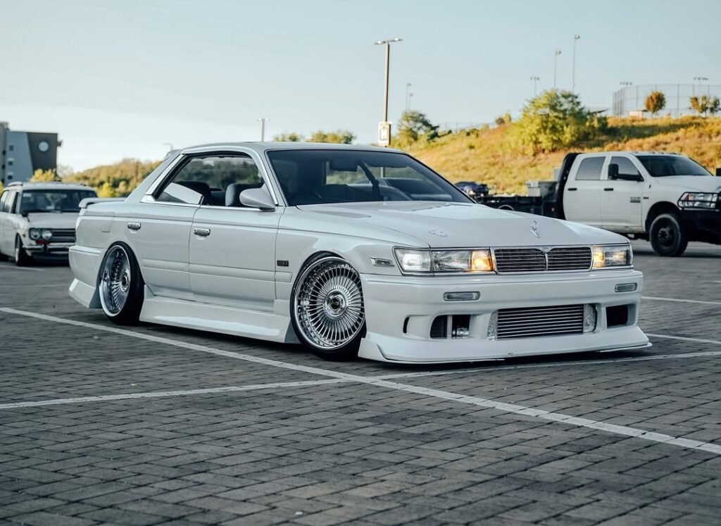 Nissan Laurel C33