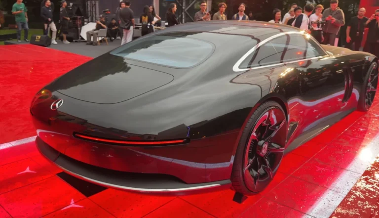 novo merecdes concept vision iconic