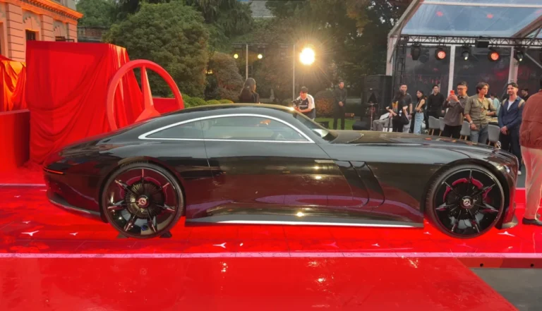 novo merecdes concept vision iconic