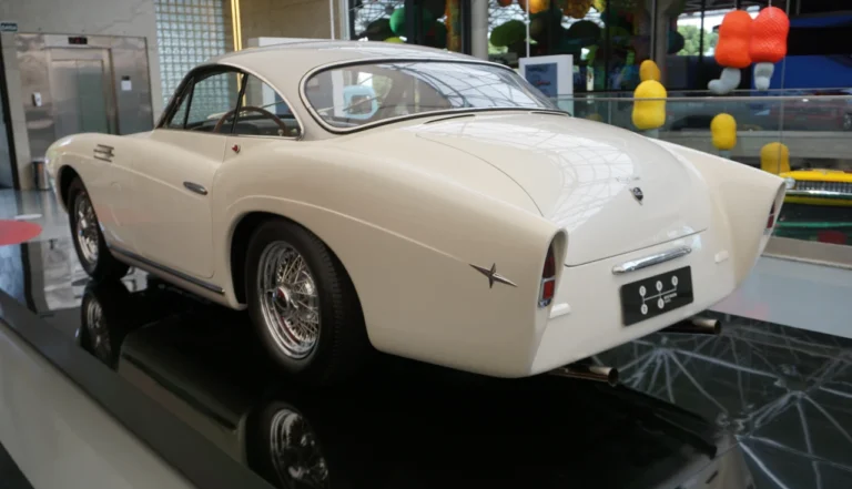 Pegaso Z-102 Berlinetta Series 2 de 1954