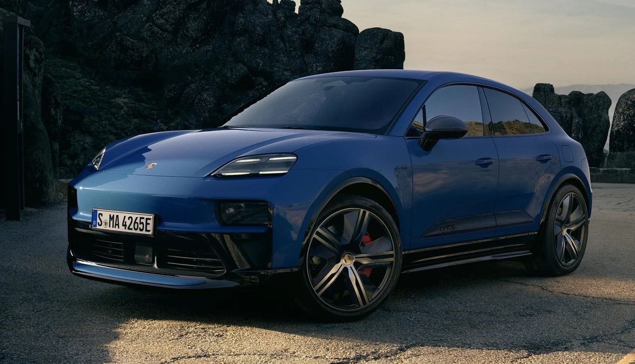 Saiba como o Porsche Macan GTS 2026 se divide em versão elétrica e a combustão, com detalhes de design, interior, mecânica e preço.