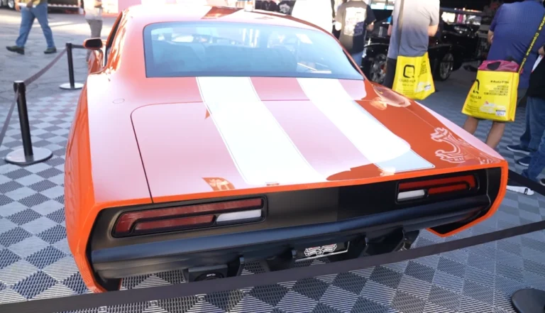Camaro 1969 Widebody Revelado no SEMA 2025 Gera 1.150 Cavalos e Transmissão de Fórmula 1