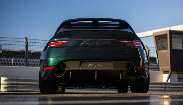 Genesis G90 Wingback 2025