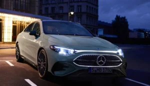 Quanto gasta o novo CLA Hybrid? Analisamos o consumo real, desempenho da motorização 1.5 turbo e todos os detalhes técnicos do sedã da Mercedes.