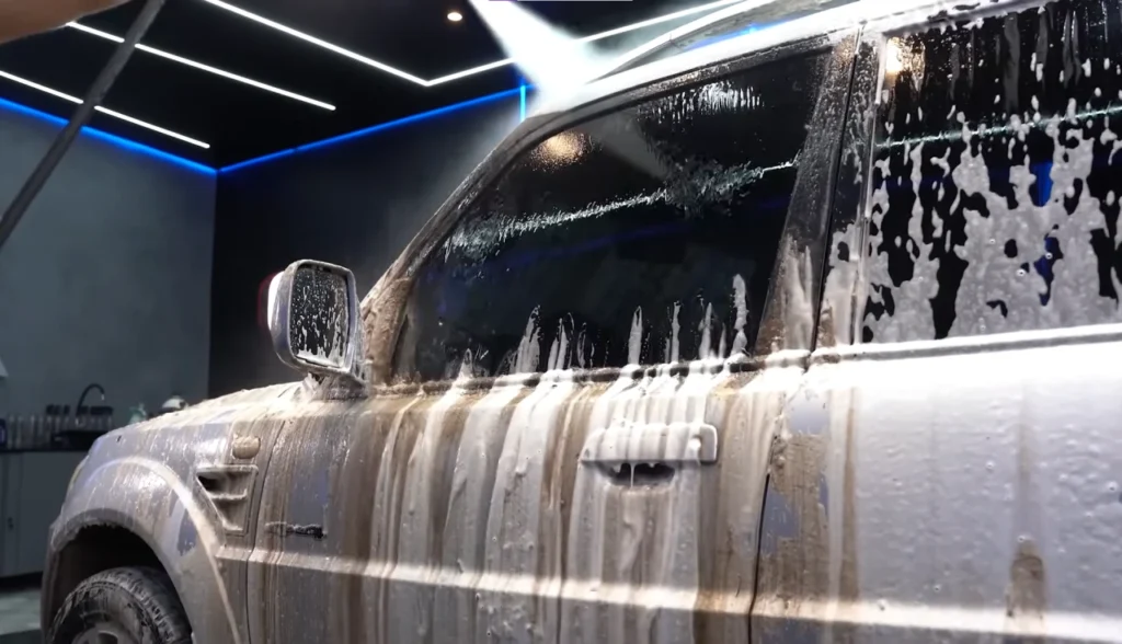 V MOL 15L Vonixx, o shampoo ideal para quem quer carro sempre limpo e brilhando