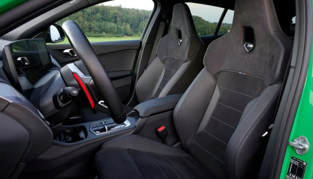 BMW M135 xDrive 2025