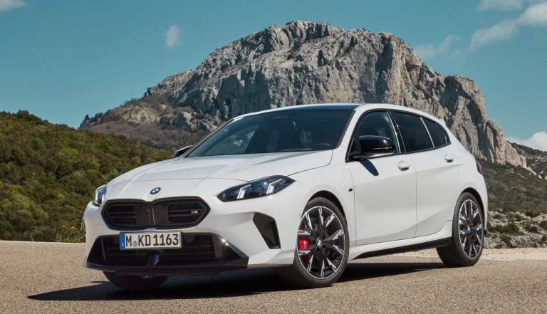 BMW M135 xDrive 2025