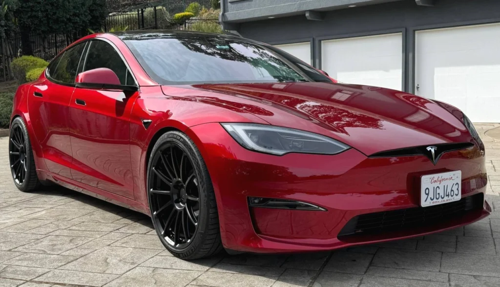 Os 5 Sedãs Mais Rápidos do Mundo em 2026