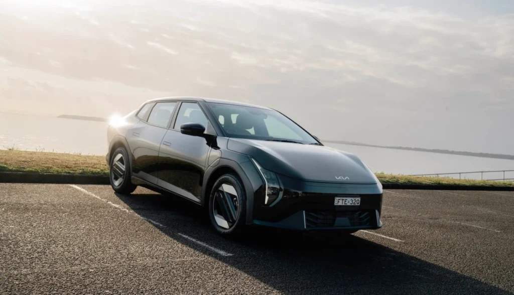 Kia EV4 Air: o sedã elétrico que promete derrubar o Model 3