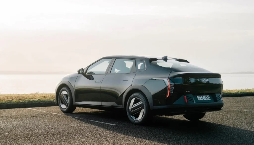 Kia EV4 Air: o sedã elétrico que promete derrubar o Model 3