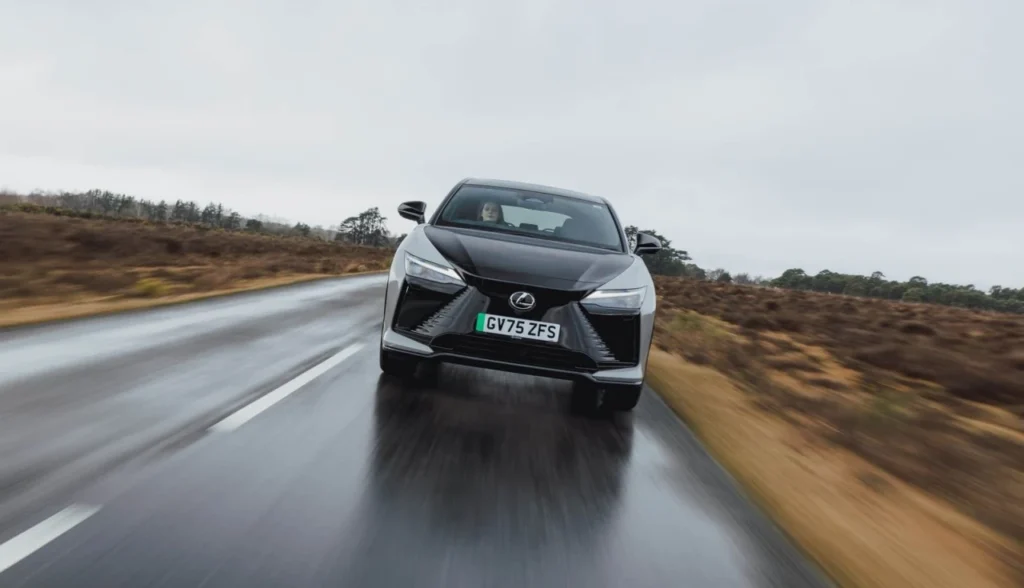 Lexus RZ 550e F SPORT