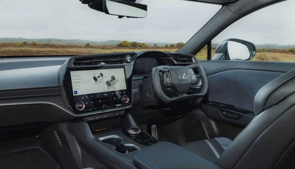 Lexus RZ 550e F SPORT