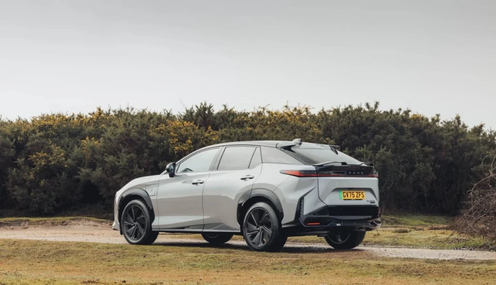 Lexus RZ 550e F SPORT