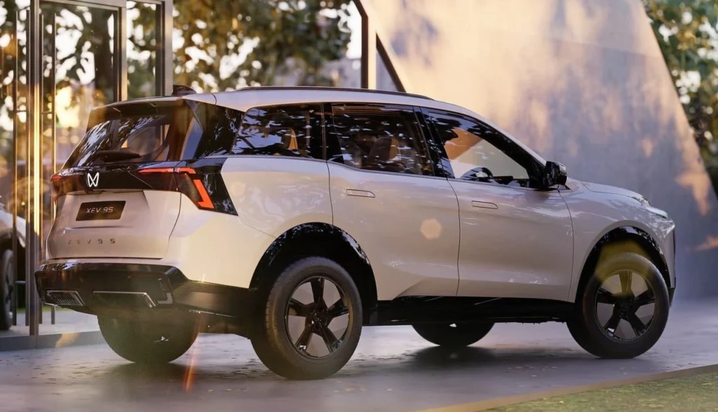 Mahindra XEV 9S: 150 litros de frunk e o maior espaço da categoria