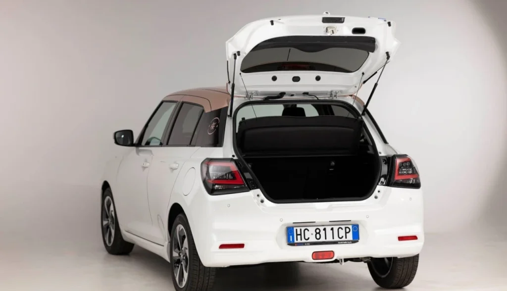 Suzuki Swift Hybrid Sakura 2026