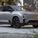 Highlander 2027: O SUV que vai te fazer esquecer o posto de gasolina