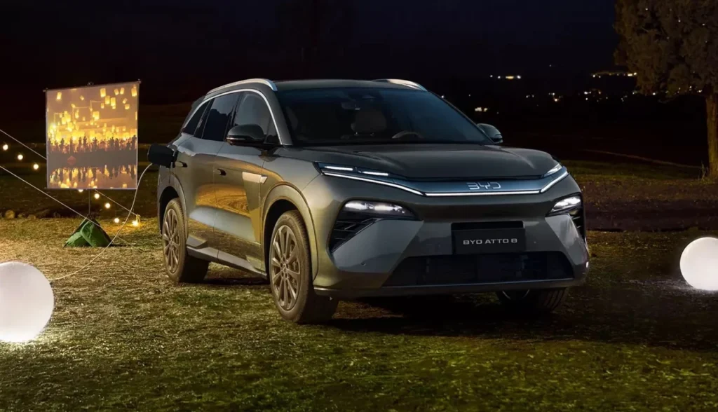 BYD Atto 8