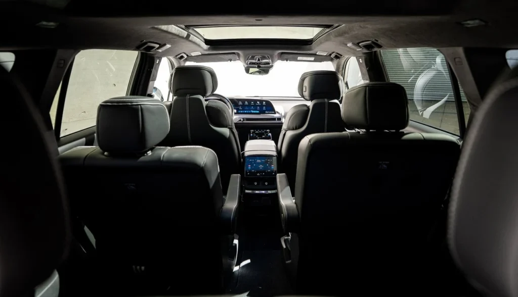 Cadillac VISTIQ 2026