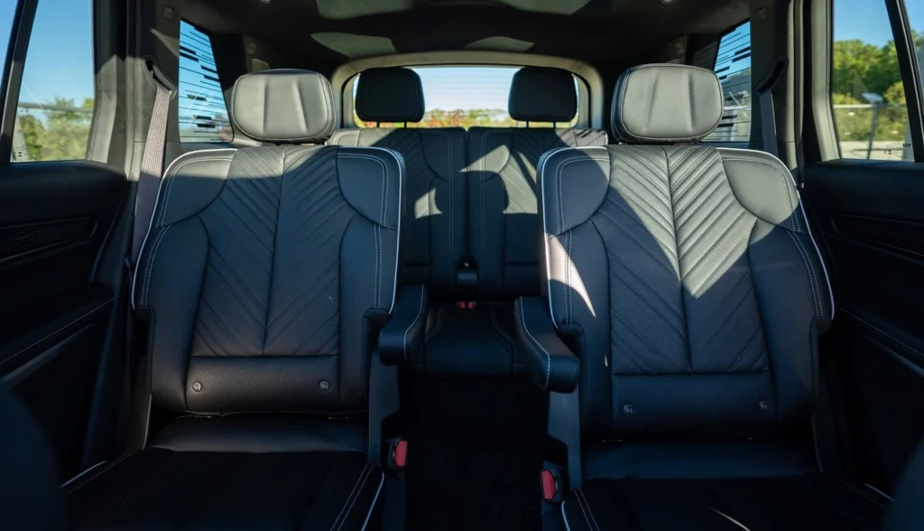 Cadillac VISTIQ 2026