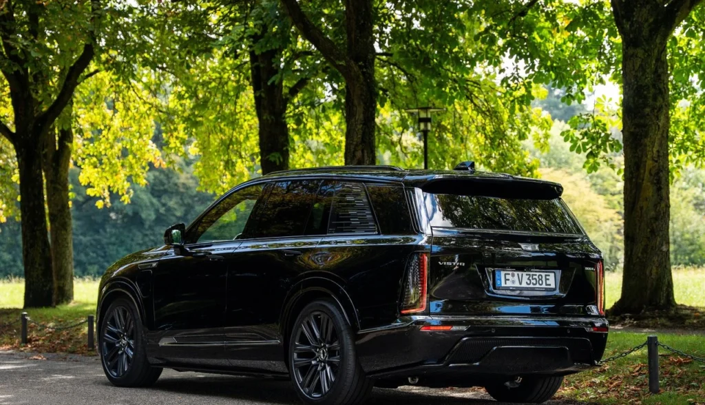 Cadillac VISTIQ 2026