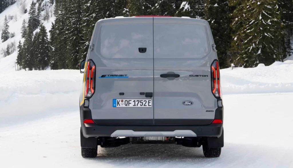 Ford E-Transit Custom AWD 2026