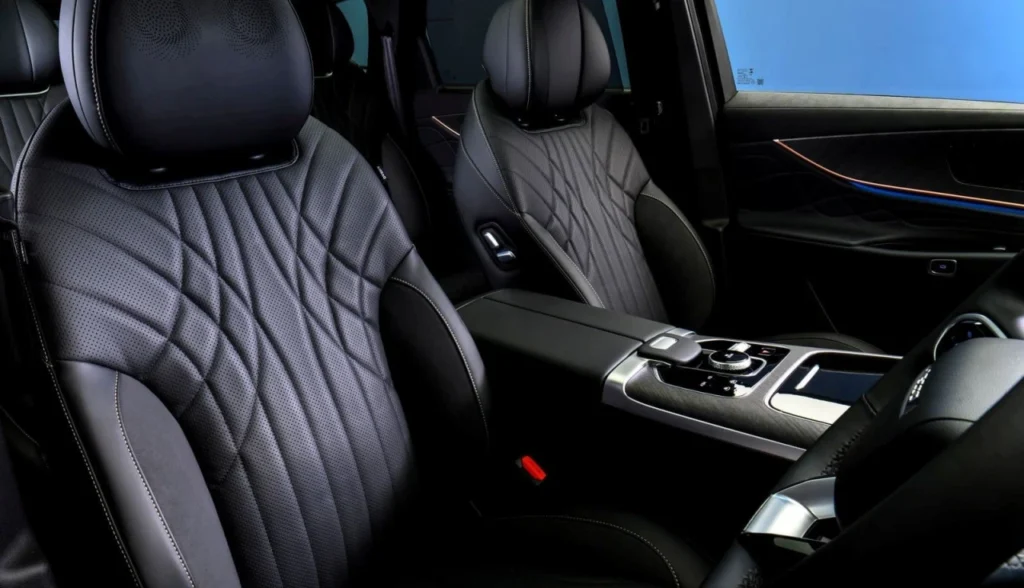 AECOO 8 SHS-P INTERIOR