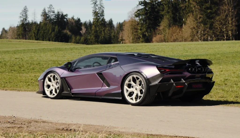 Novitec Transforma Lamborghini Revuelto