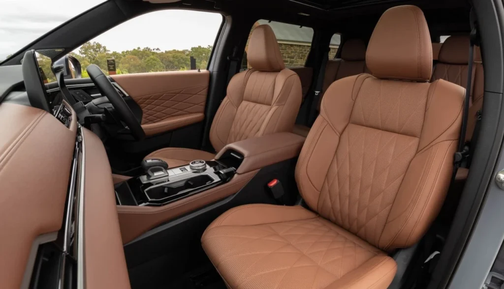 mitsubishi-outlander-phev-2026-painel-digital