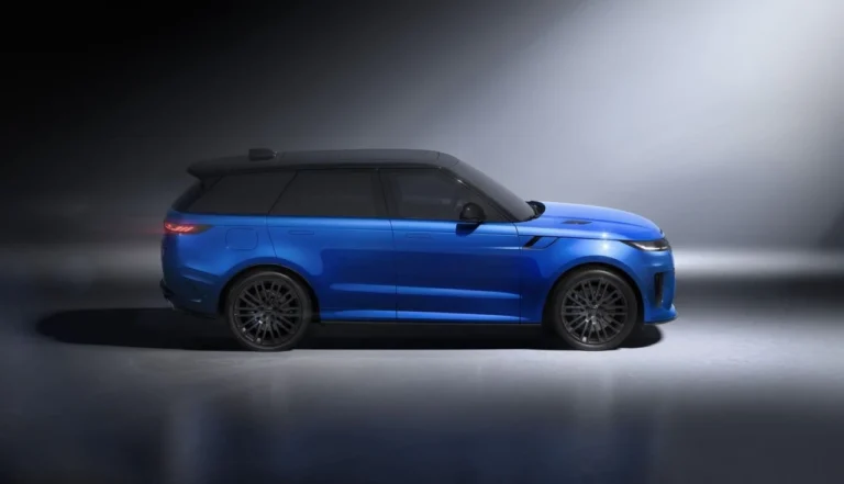 Range Rover Sport SV Ultimate Edition