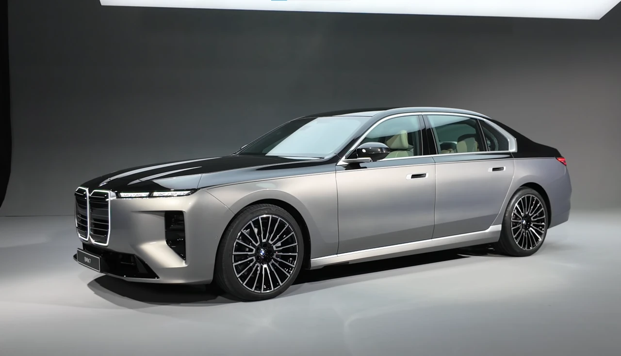 BMW i7 2027