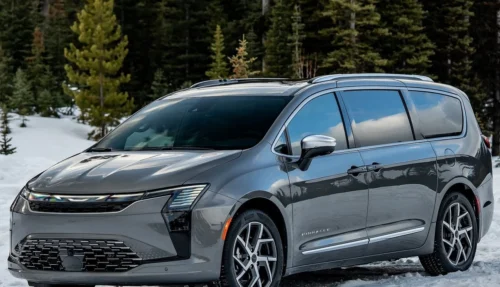 Chrysler Pacifica 2027