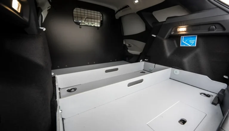 Ford Explorer Van 2026