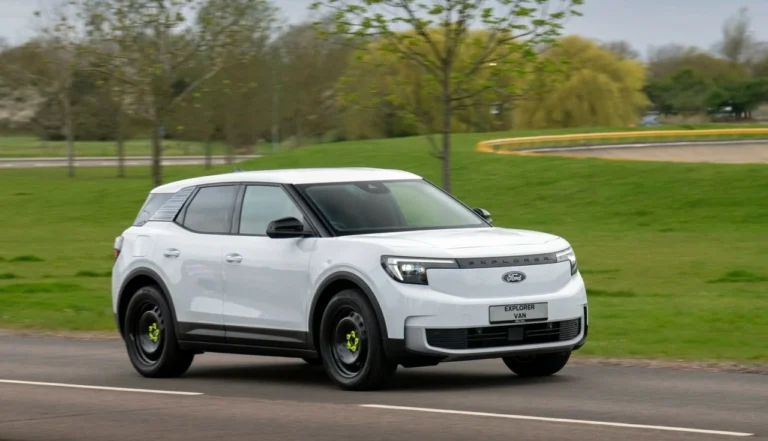 Ford Explorer Van 2026